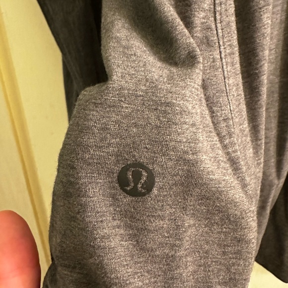 Lululemon top - Picture 3 of 3